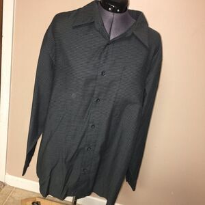Manhattan Plaid Dress Up Button Up Large